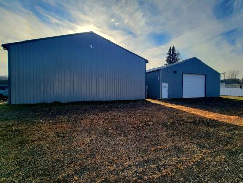495 4th Avenue S Isle MN 56342