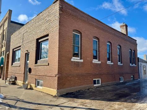 109 N Court Street Fergus Falls MN 56537