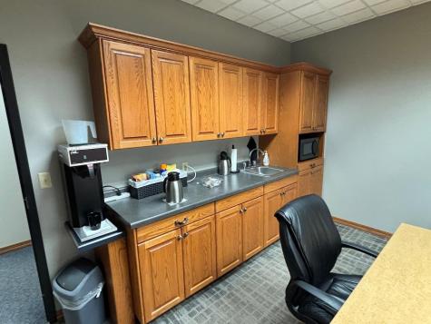 222-2 20th Street SE Willmar MN 56201