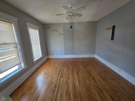 935 Case Avenue Saint Paul MN 55106