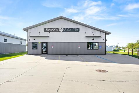 5498 51st Avenue S Fargo ND 58104