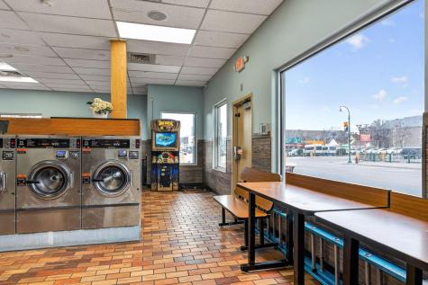 1405 E Lake Street Minneapolis MN 55407