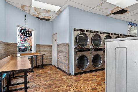 1405 E Lake Street Minneapolis MN 55407