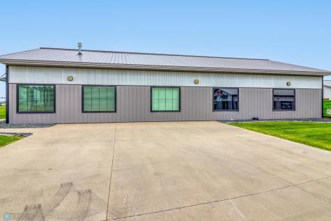 2207 Sheyenne Street West Fargo ND 58078