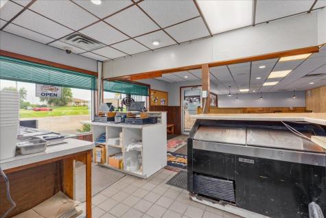 1230 N Knowles Avenue New Richmond WI 54017