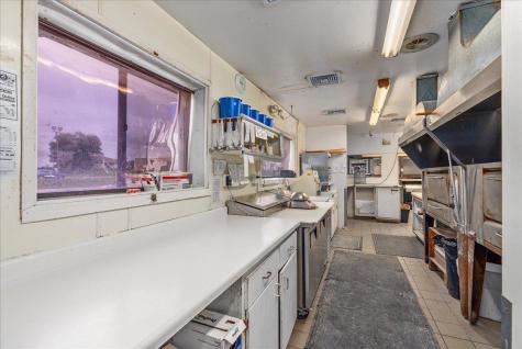 1230 N Knowles Avenue New Richmond WI 54017