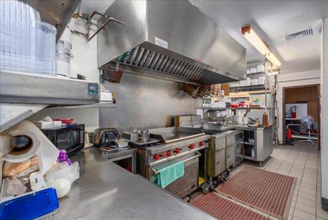 1230 N Knowles Avenue New Richmond WI 54017