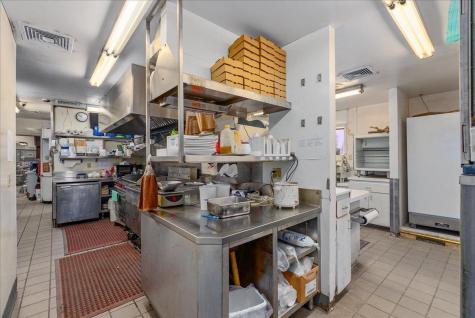 1230 N Knowles Avenue New Richmond WI 54017