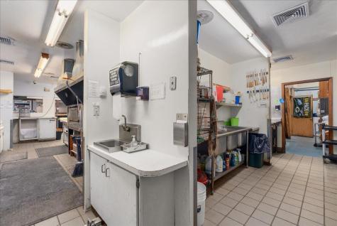 1230 N Knowles Avenue New Richmond WI 54017