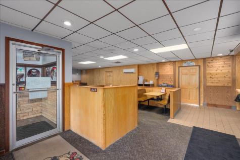 1230 N Knowles Avenue New Richmond WI 54017