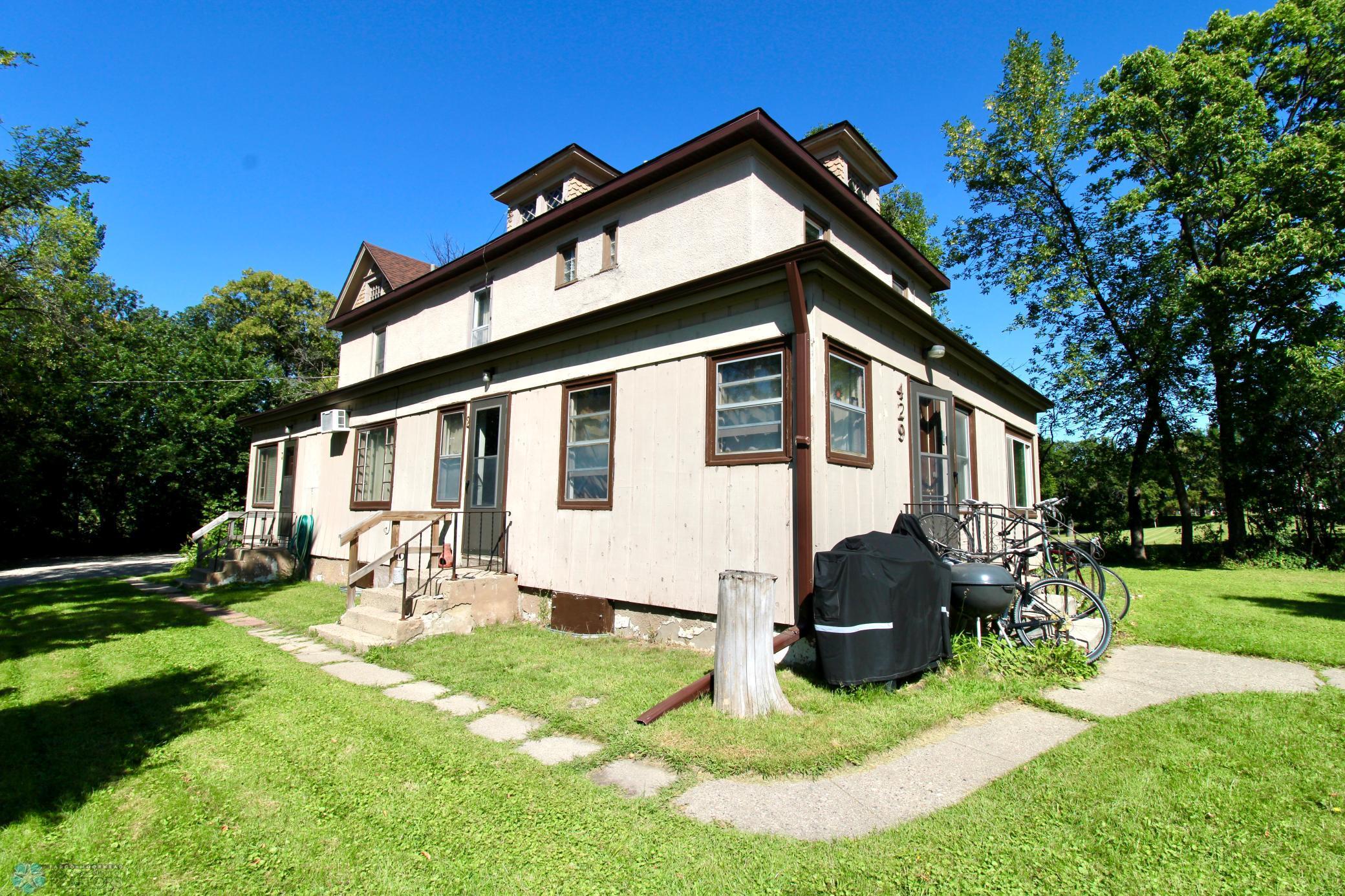 429 4th Street S Moorhead MN 56560