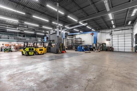 454 County Road Vv Somerset WI 54025