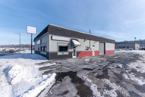 1845 N Riverfront Drive Mankato MN 56001