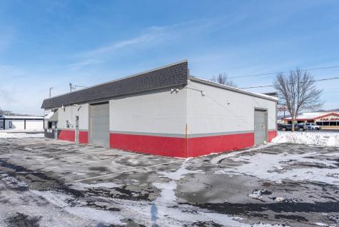 1845 N Riverfront Drive Mankato MN 56001