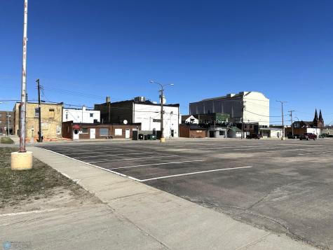 421 Dakota Avenue Wahpeton ND 58075