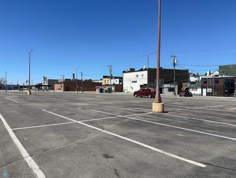 421 Dakota Avenue Wahpeton ND 58075