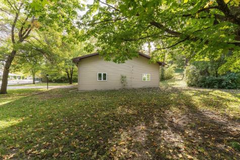 424 E Mill Avenue Pelican Rapids MN 56572