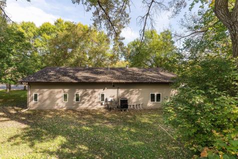 424 E Mill Avenue Pelican Rapids MN 56572
