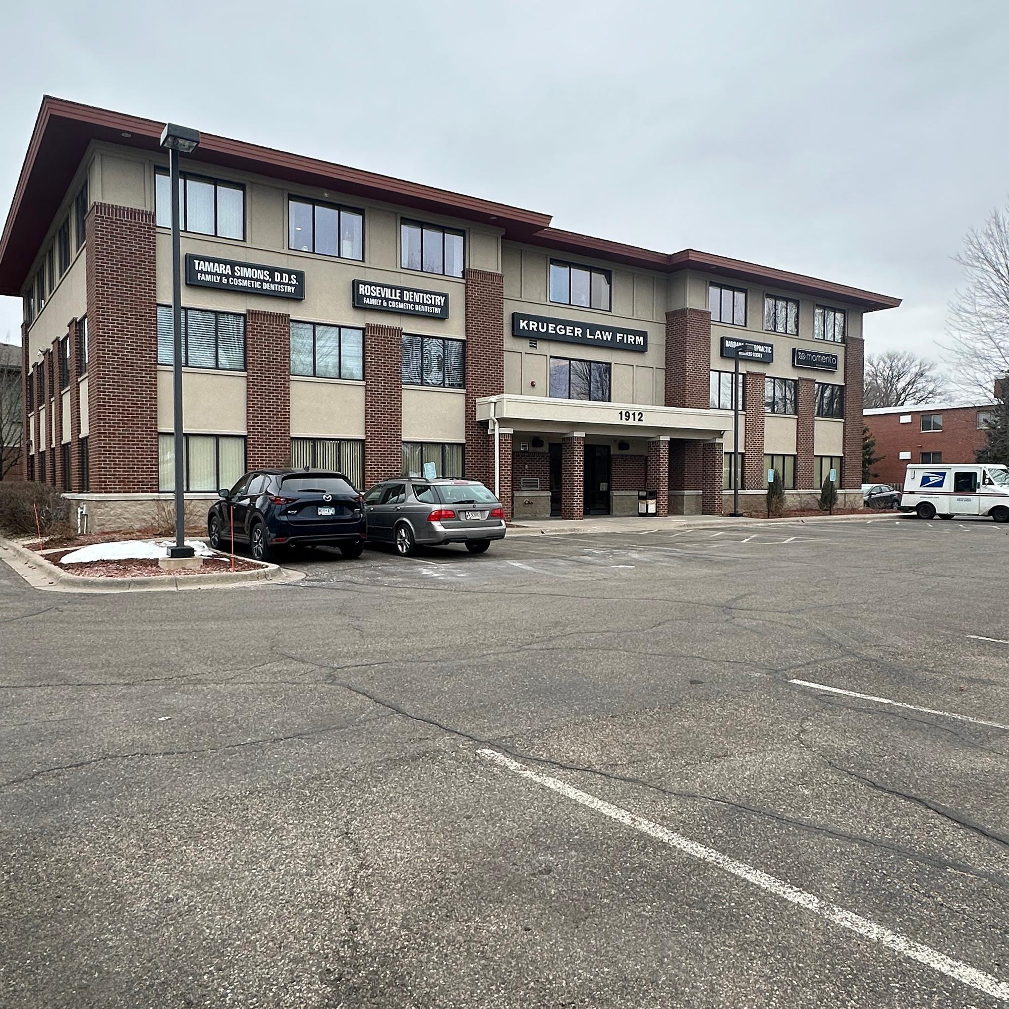 1912 Lexington Avenue N Roseville MN 55113