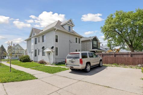 402 Hope Street Saint Paul MN 55106