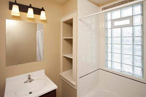 402 Hope Street Saint Paul MN 55106