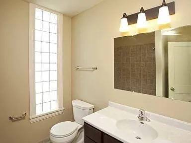 402 Hope Street Saint Paul MN 55106