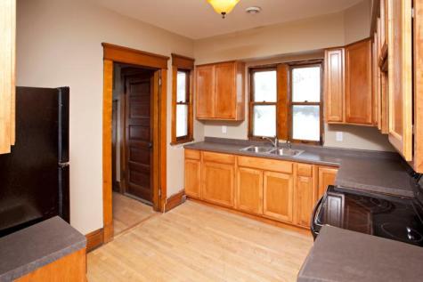 402 Hope Street Saint Paul MN 55106