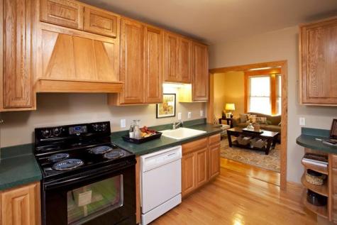 402 Hope Street Saint Paul MN 55106