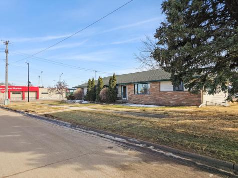 610 3rd Avenue SE Perham MN 56573