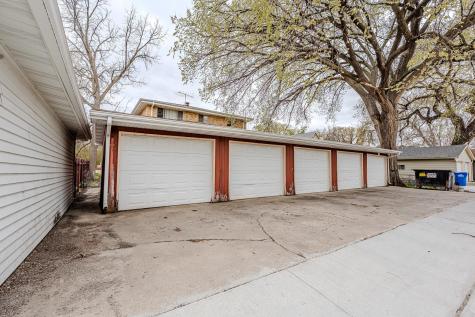 409 9th Avenue S Fargo ND 58103