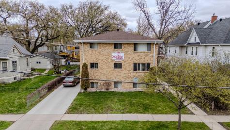409 9th Avenue S Fargo ND 58103