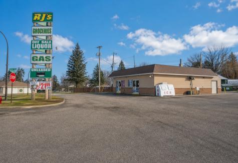 504 Powell Avenue Coleraine MN 55722