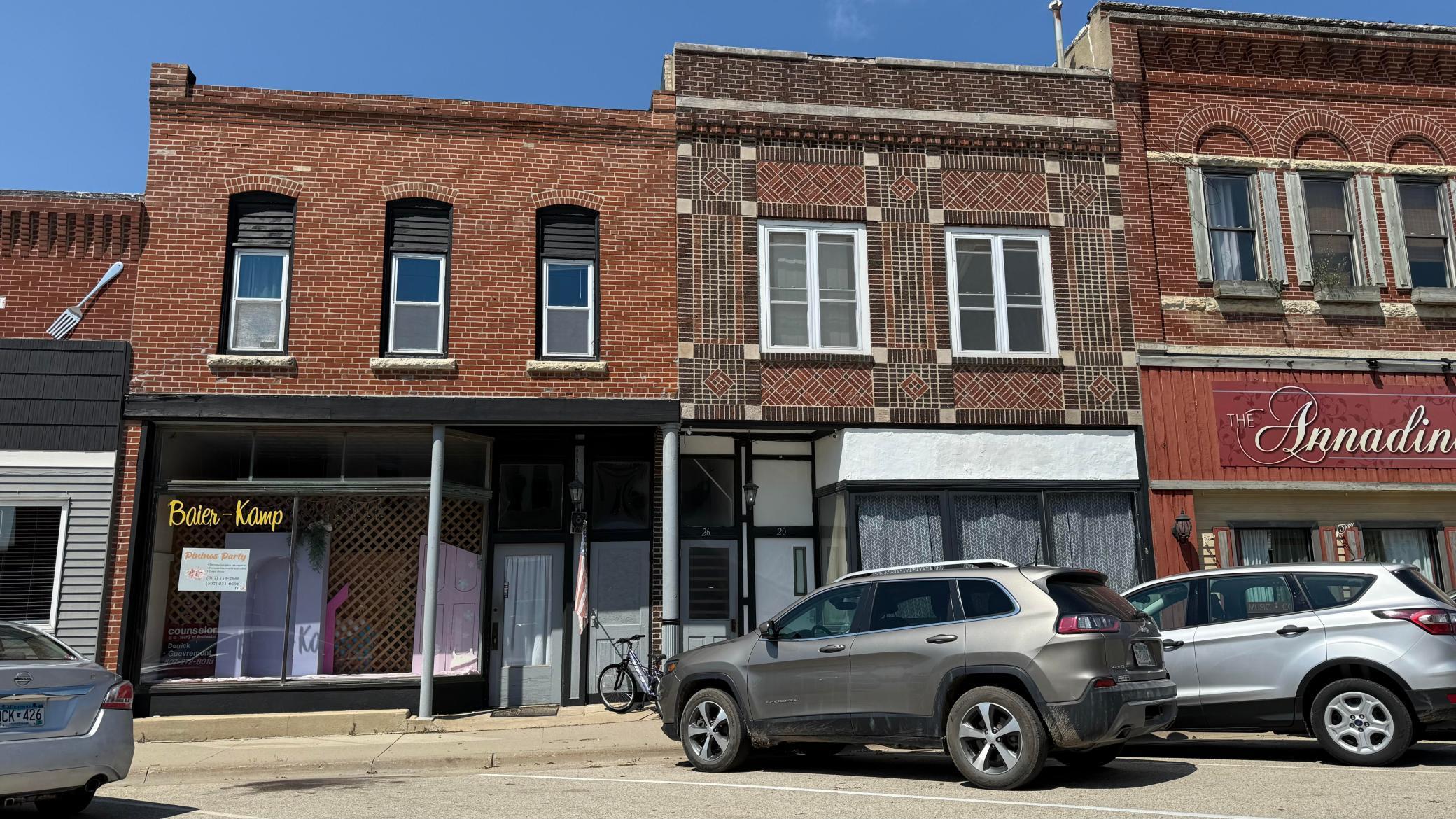 24 & 28 Main Street W Dodge Center MN 55927