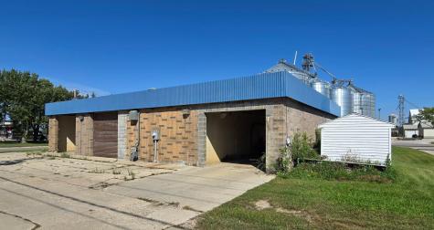 120 8th Avenue NE Pipestone MN 56164