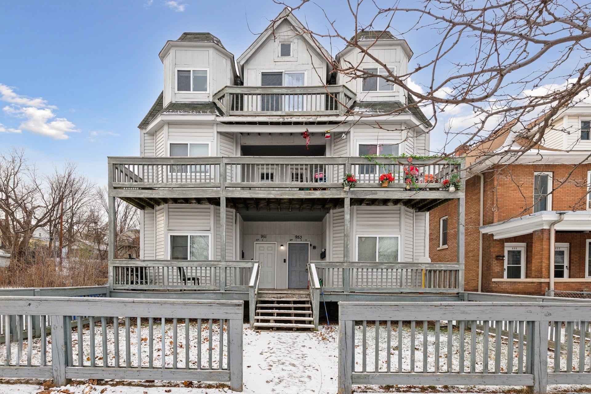 951 Desoto Street Saint Paul MN 55130
