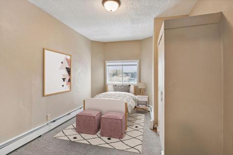 951 Desoto Street Saint Paul MN 55130
