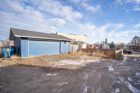 1321 Commonwealth Avenue Duluth MN 55808