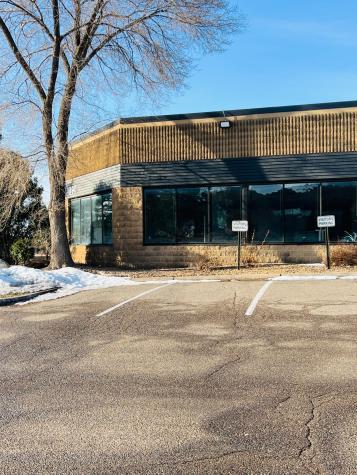 1890 Wooddale Drive Woodbury MN 55125