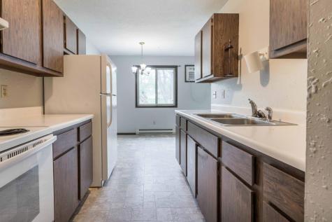 706, 708, 710 Holden Avenue Henning MN 56551