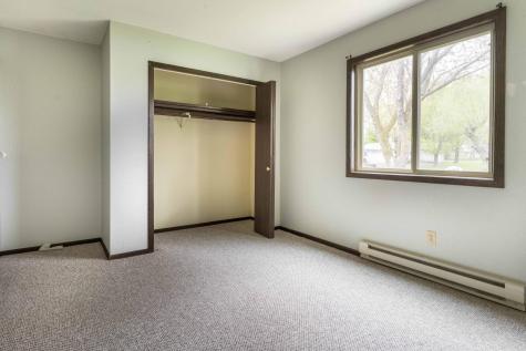 706, 708, 710 Holden Avenue Henning MN 56551