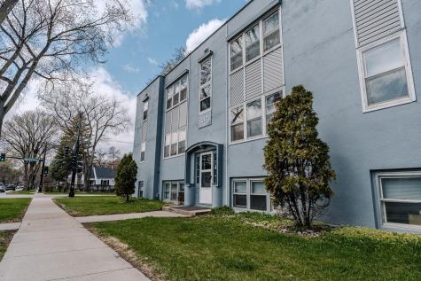 517 12th Avenue N Fargo ND 58102