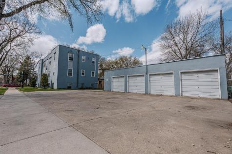 517 12th Avenue N Fargo ND 58102