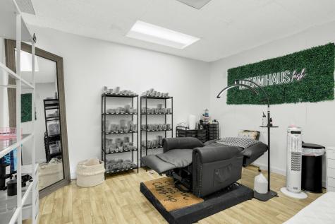 5701 Kentucky Avenue N Crystal MN 55428
