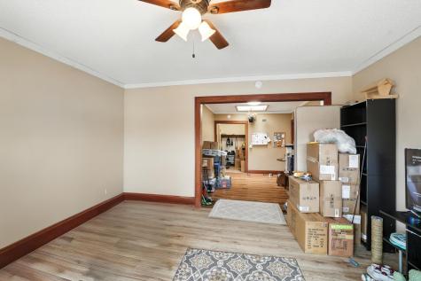 205 S Main Street Le Sueur MN 56058