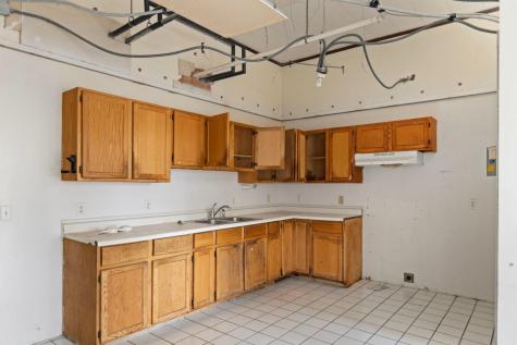 12 3rd Street NE Faribault MN 55021