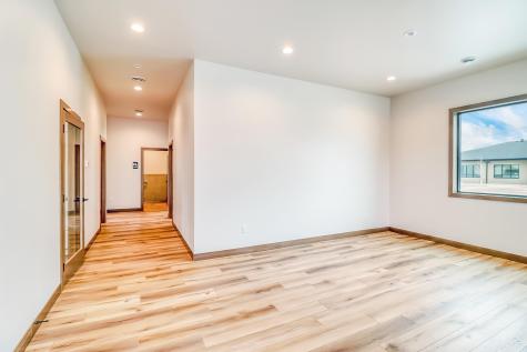 4180 53rd Avenue S Fargo ND 58104
