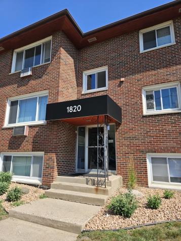 1820 Bromley Street South Saint Paul MN 55075