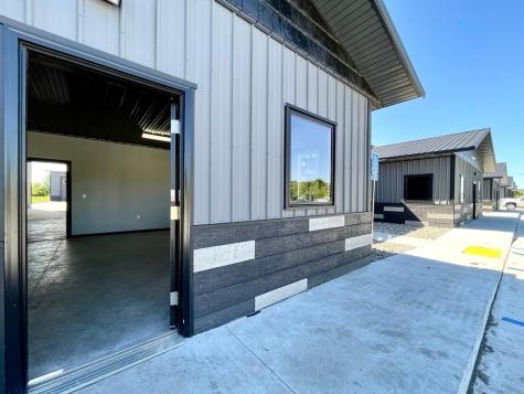 1637 29th Avenue S Moorhead MN 56560