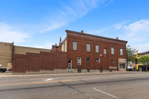 329 Central Avenue N Faribault MN 55021