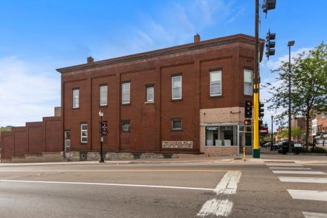 329 Central Avenue N Faribault MN 55021